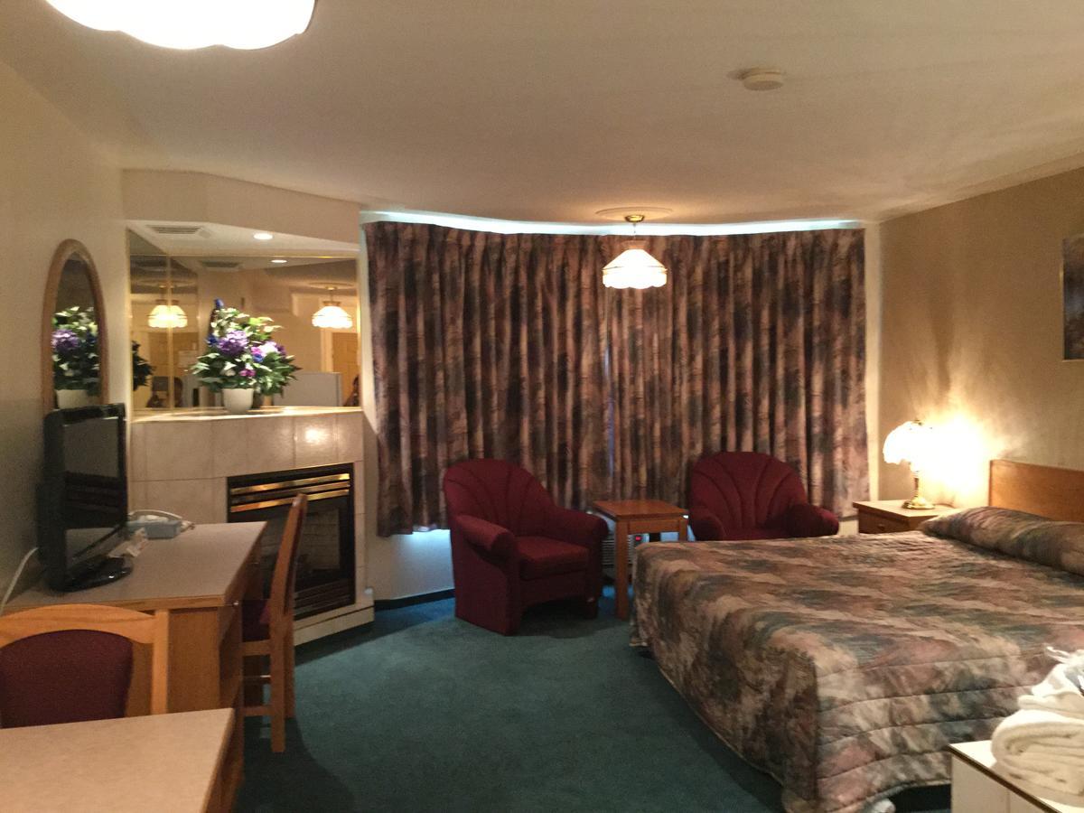 Western Budget Motel East Red Deer Exterior photo